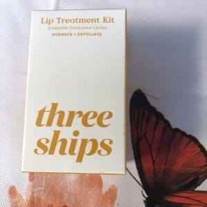 *** three ships*** Lip Treatment Kit ***